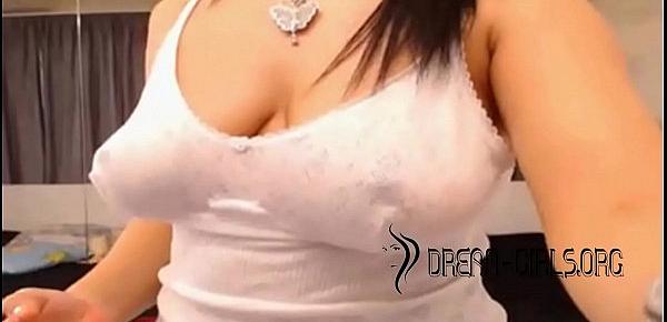 Latina Charyl S Dancing Boobs On Webcam